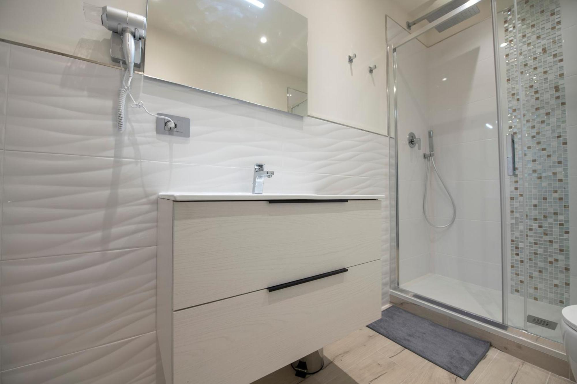 243B - Appartamento Mignon - Sara Home Chiavari, 200Metri Dal Mare ภายนอก รูปภาพ
