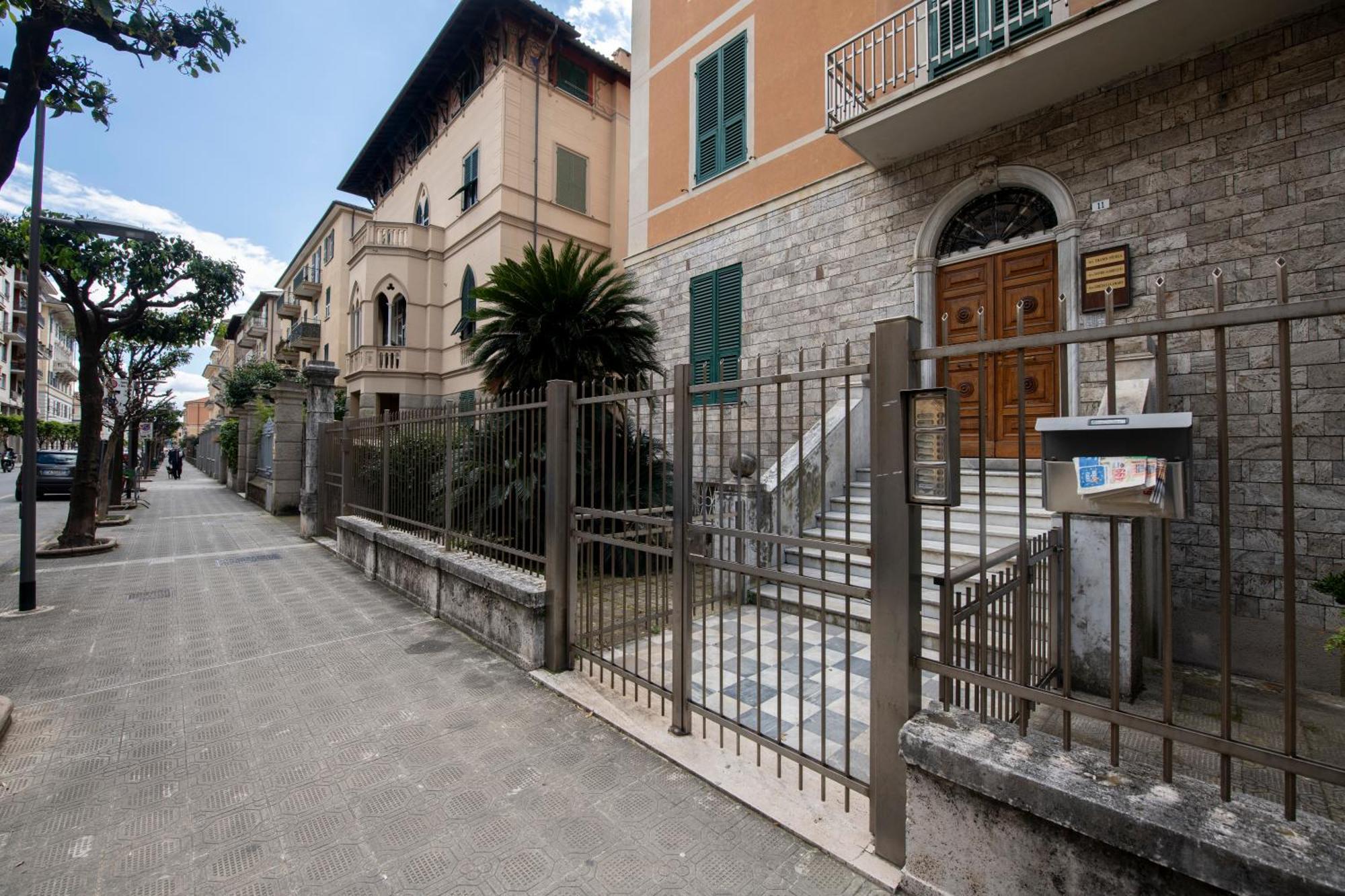 243B - Appartamento Mignon - Sara Home Chiavari, 200Metri Dal Mare ภายนอก รูปภาพ